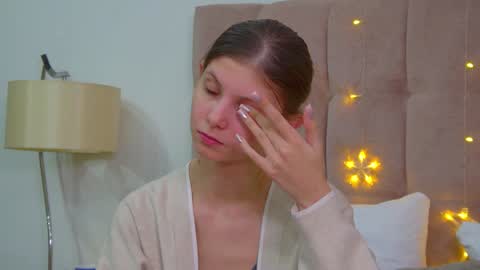 Audrey online show from December 24, 2024, 1:06 pm