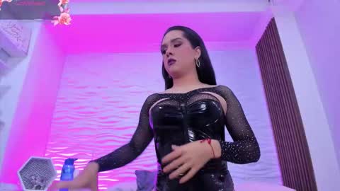 Audrey Hayworth online show from November 30, 2025, 11:47 am