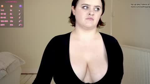 Audrey Jacq online show from October 18, 2025, 3:24 pm