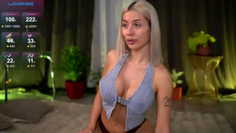 Snapshot of audreyzanne chatting on February 17, 2026, 10:56 am Isabella online show from February 17, 2026, 10:56 am