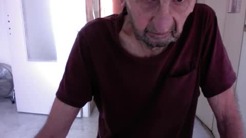 auguste688483 online show from February 7, 2026, 9:24 am