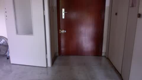 auguste688483 online show from April 28, 2026, 8:41 am