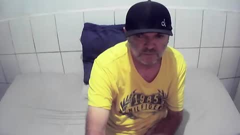 Snapshot of augustopierdona26 chatting on July 25, 2026, 9:12 pm cesar augusto online show from July 25, 2026, 9:12 pm
