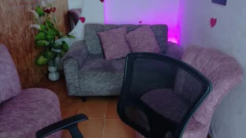 Snapshot of aunty_milf chatting on February 5, 2026, 8:02 pm aunty_milf online show from February 5, 2026, 8:02 pm
