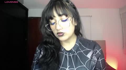 Snapshot of aura_cute_ chatting on May 31, 2026, 3:04 am aura_cute_ online show from May 31, 2026, 3:04 am