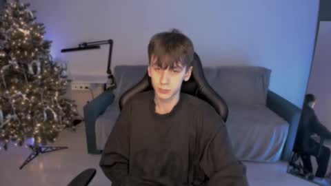 auracrye online show from December 31, 2024, 1:04 am