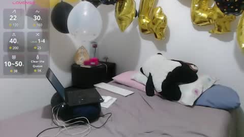 Auro online show from April 21, 2026, 2:04 am