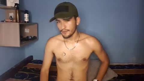 auron_merrow online show from November 27, 2025, 2:13 am