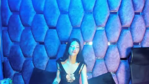 aurora online show from October 14, 2025, 3:35 pm