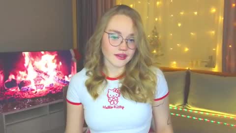 Kate online show from January 10, 2025, 3:48 pm