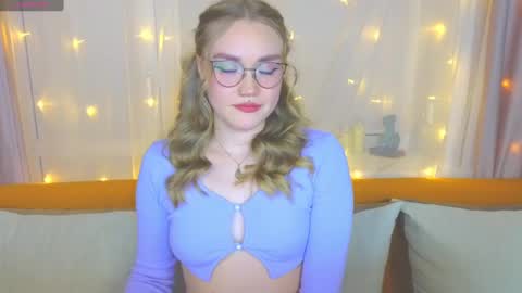 Kate online show from February 27, 2025, 4:21 pm