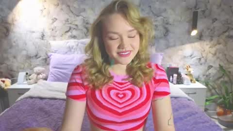 Kate online show from November 20, 2025, 4:40 pm