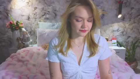 Kate online show from February 2, 2026, 2:38 pm