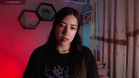 Snapshot of aurora_shy_ chatting on June 24, 2026, 9:08 am Aurora online show from June 24, 2026, 9:08 am