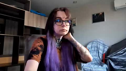 Milana online show from September 24, 2025, 7:12 am