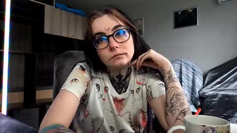 Milana online show from September 29, 2025, 9:03 am