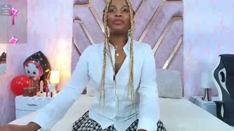 Ariana online show from October 31, 2025, 2:07 pm