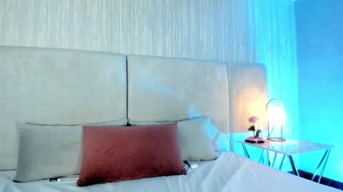 ...  ... online show from January 8, 2025, 12:17 am