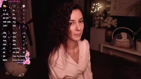 Aurora online show from February 25, 2025, 10:04 am