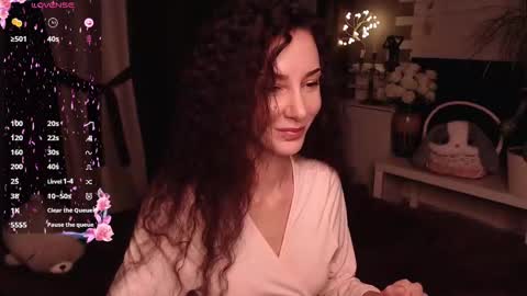 Aurora online show from February 27, 2025, 3:48 pm