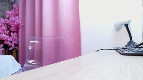 Snapshot of aurorasim chatting on February 15, 2025, 5:39 pm Aurora online show from February 15, 2025, 5:39 pm