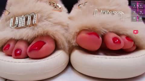 Snapshot of aurorasim chatting on November 30, 2025, 1:26 pm Aurora online show from November 30, 2025, 1:26 pm