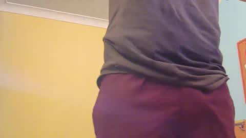 auslad9443 online show from March 21, 2026, 1:21 am