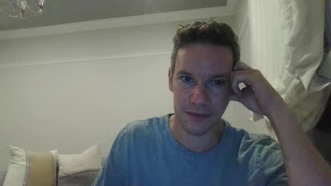 aussiesurfer0000 online show from February 4, 2025, 9:38 am