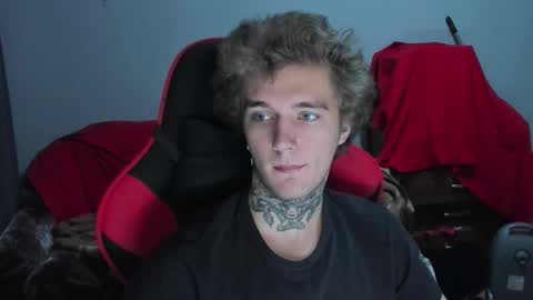 Austen online show from November 14, 2025, 3:22 pm