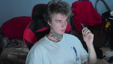 Austen online show from November 24, 2025, 10:42 pm