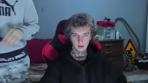 Austen online show from December 5, 2025, 4:36 pm