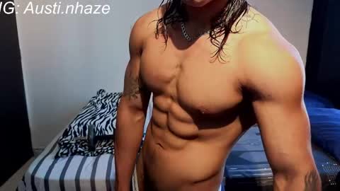 Snapshot of austiin_haze chatting on April 19, 2026, 12:26 pm Austin online show from April 19, 2026, 12:26 pm