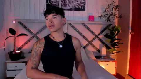 Snapshot of austin_connorr chatting on May 17, 2026, 8:23 am austin online show from May 17, 2026, 8:23 am