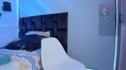 A online show from February 25, 2026, 9:35 pm