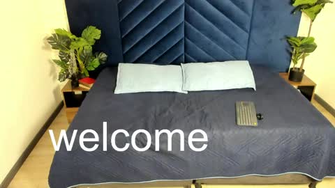 Austin  online show from April 18, 2026, 7:51 pm