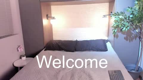 Austin  online show from April 19, 2026, 4:39 pm