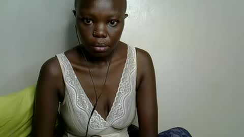 autumnbeagle online show from October 19, 2025, 7:20 am