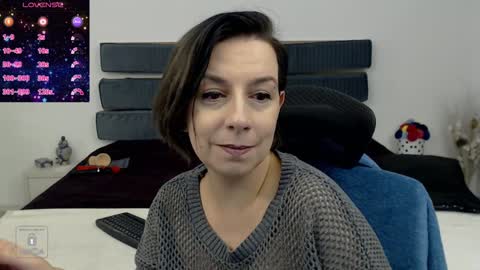 AutumnOpal online show from February 1, 2025, 10:55 pm