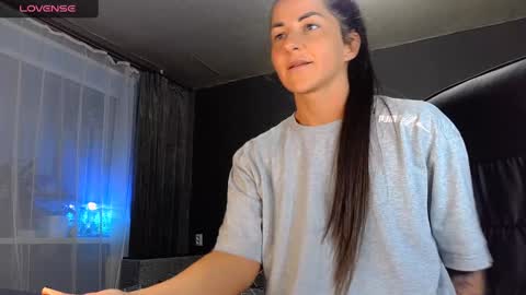 Ava online show from January 28, 2025, 4:08 pm