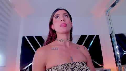 Ava Fontana online show from May 19, 2026, 9:54 pm