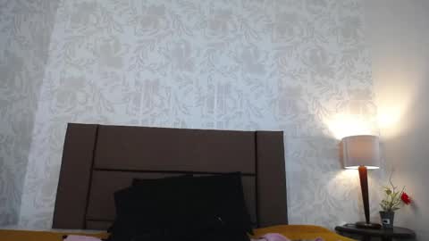 Ava  online show from April 21, 2026, 1:42 am