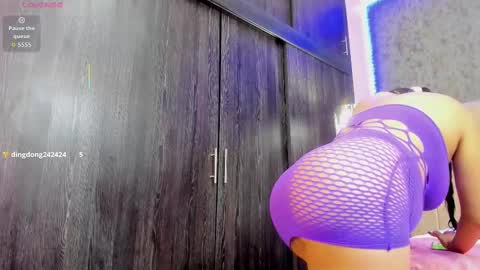 AVA online show from September 19, 2025, 4:14 am