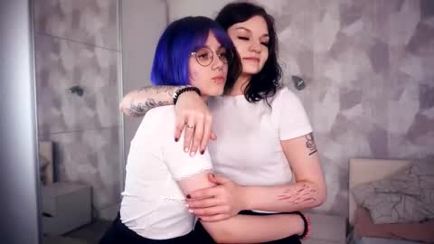 avaobierne online show from November 20, 2025, 7:02 pm