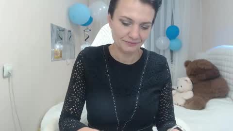 avasaturnian online show from September 30, 2025, 12:10 pm