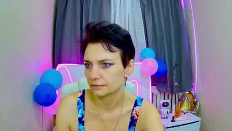 avasaturnian online show from October 4, 2025, 6:44 am