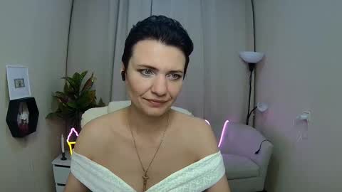 avasaturnian online show from March 5, 2026, 10:44 am