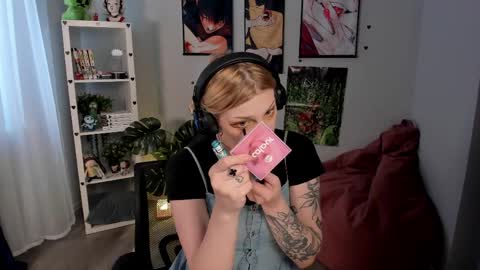 Ava online show from April 12, 2026, 2:11 pm