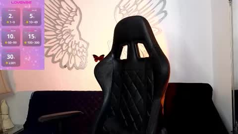 Ava Tomas online show from March 8, 2026, 3:32 am