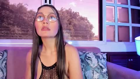 Snapshot of avawhiite chatting on November 3, 2025, 7:26 pm avawhiite online show from November 3, 2025, 7:26 pm