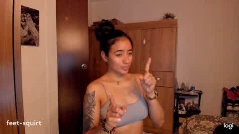 Snapshot of ave_fenix69 chatting on June 28, 2026, 2:50 am Valery -- online show from June 28, 2026, 2:50 am